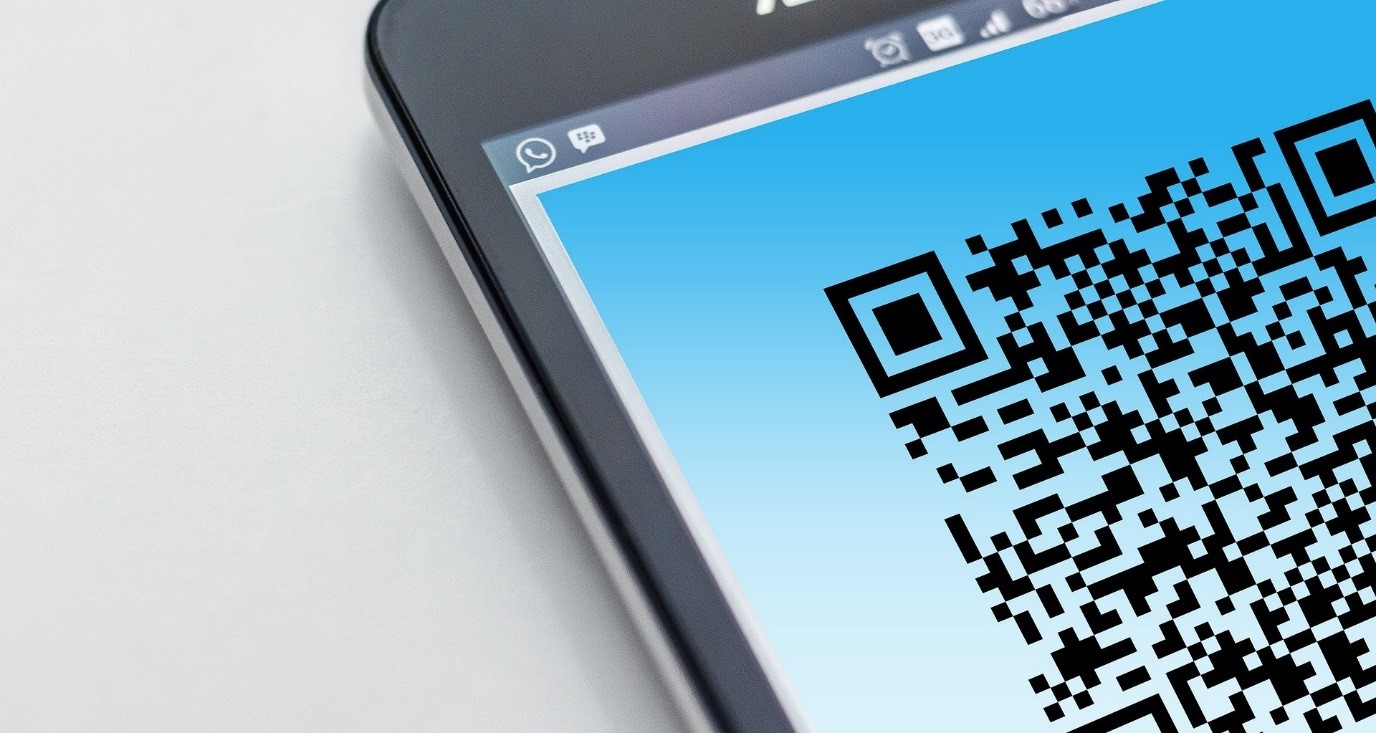 QR-код на мобильном
